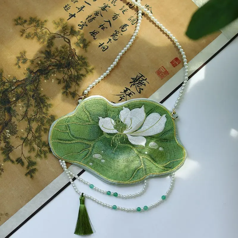 New Chinese Hanfu Bag Embroidery Lotus Leaf double-sided Embroidery Retro Style Pearl Chain Hand Bag Hanfu Accessories