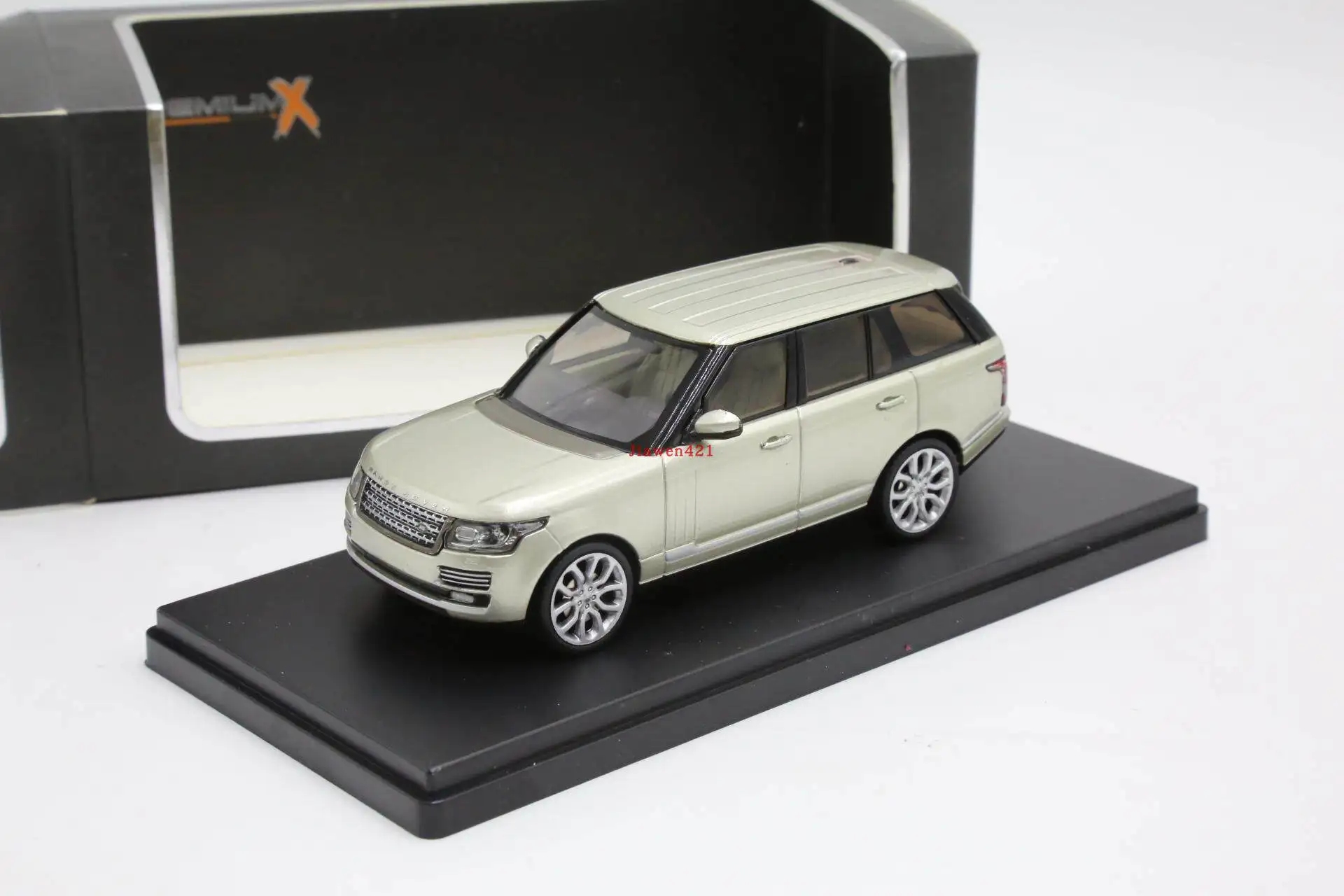 Premium X 1:43 Land Rover Range Rover, Jeep SUV Slight Rash Diecast Alloy Car Model Collectible Gift
