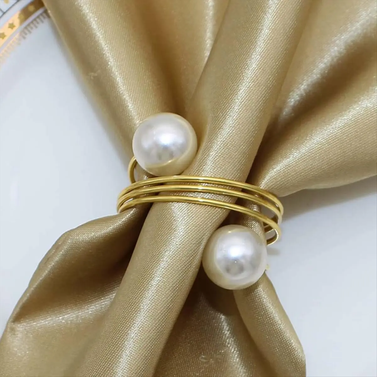 A45I 20Pack Gold Napkin Rings, Pearl Napkin Ring Set, Metal Spring Napkin Holder Table Decorations, Napkin Ring Buckles