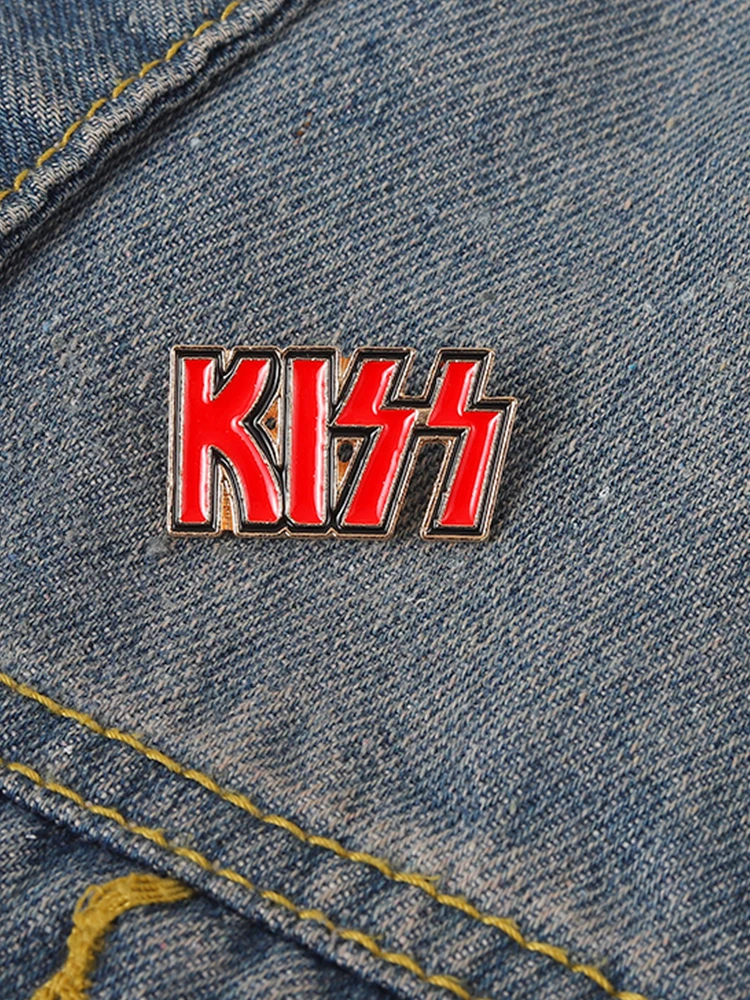 Broche en Ă©mail avec lettres rouges crĂ©atives, cĆur amour Miss Valentine, Ă©pingles en alliage, Badge, accessoires pour vĂȘtements, bijoux cadeaux pour femmes