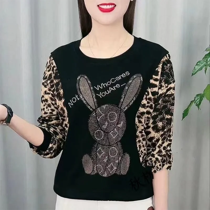 

2023 Autumn and Winter New Versatile Fashion Women's Clothing Trend Printed Round Neck Long Sleeve Simplicity Commuter Pullover