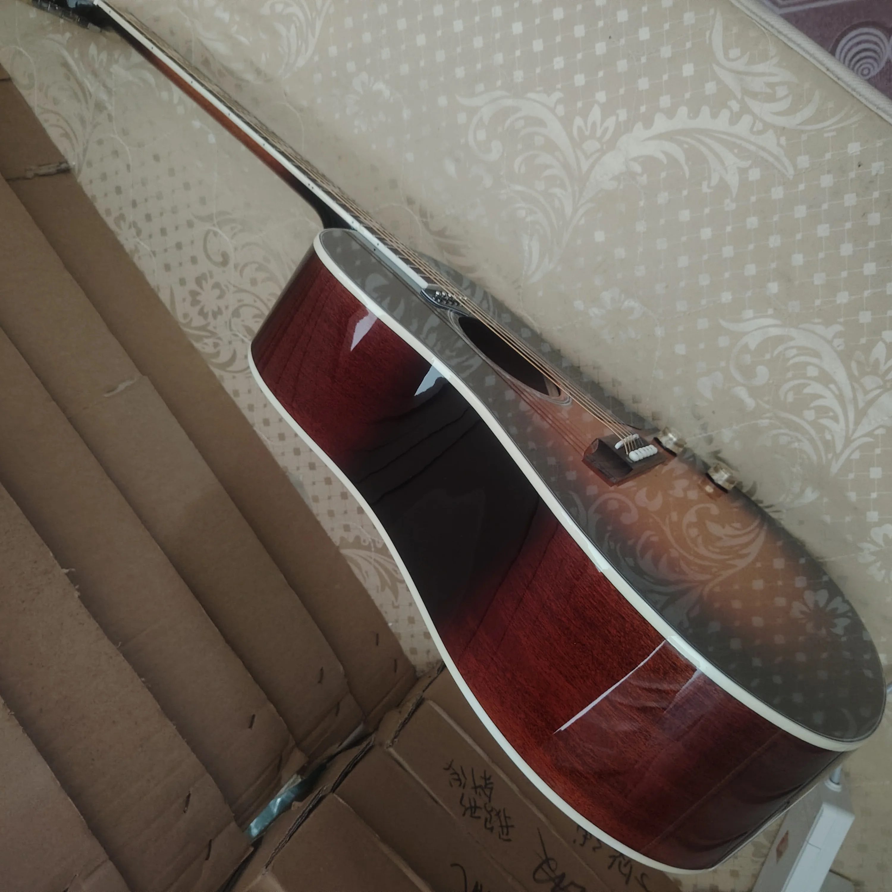 41 inch, 6-string acoustic guitar, redwood fingerboard, spruce top,