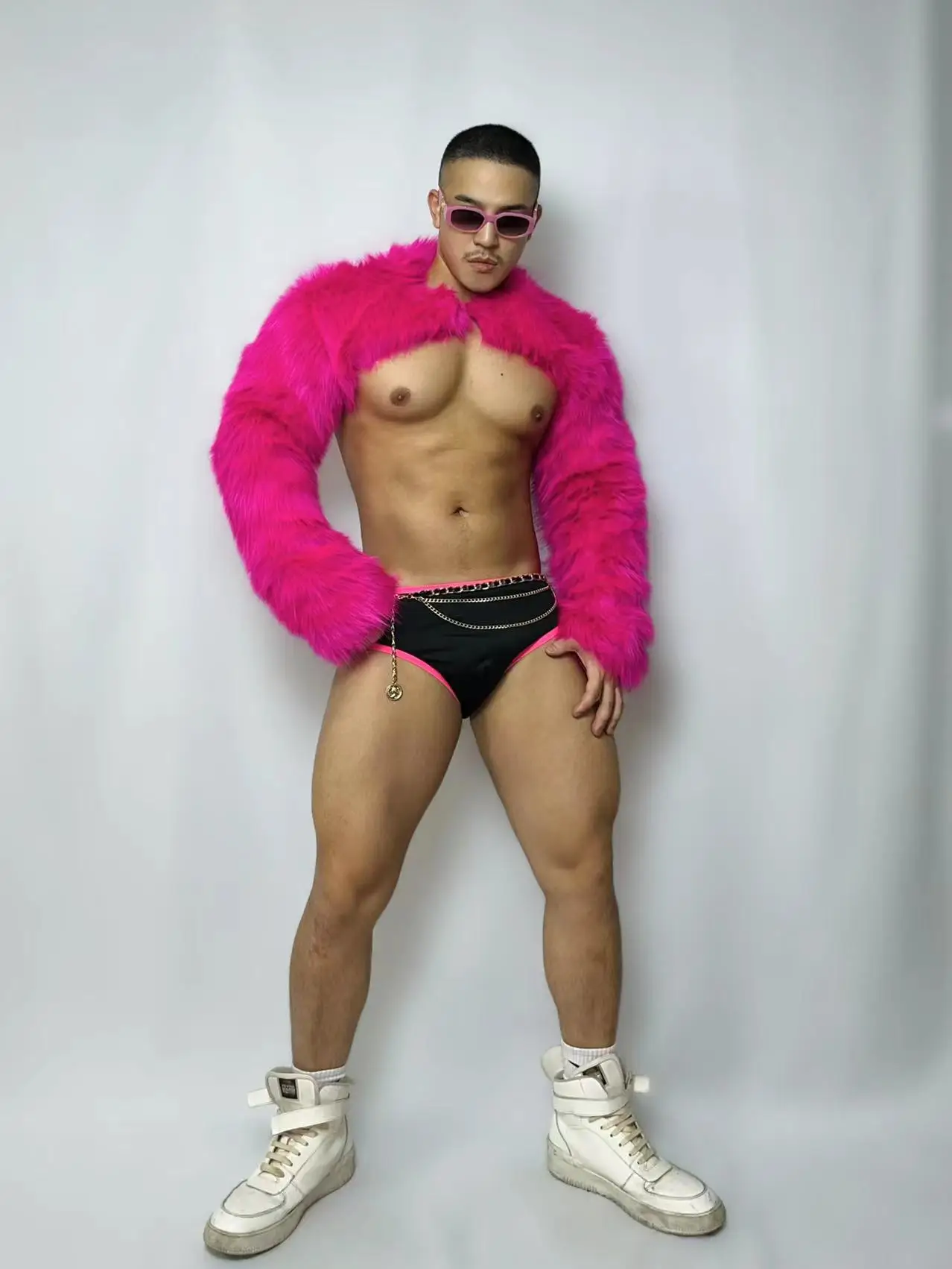 Muscle Man Club Show Rave Party Dance Costume Faux Fur Shoulder Sleeve Shorts Outfits DJ Dancer Gogo Performance Stage Wear