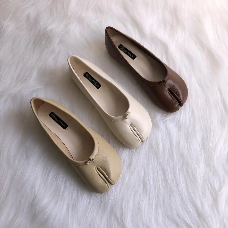 

Women's Casual Shoes Fashion Comfortable Flats Designer Shoes for Women Loafers Women's Sneakers Light Sports Shoe Zapatos Mujer