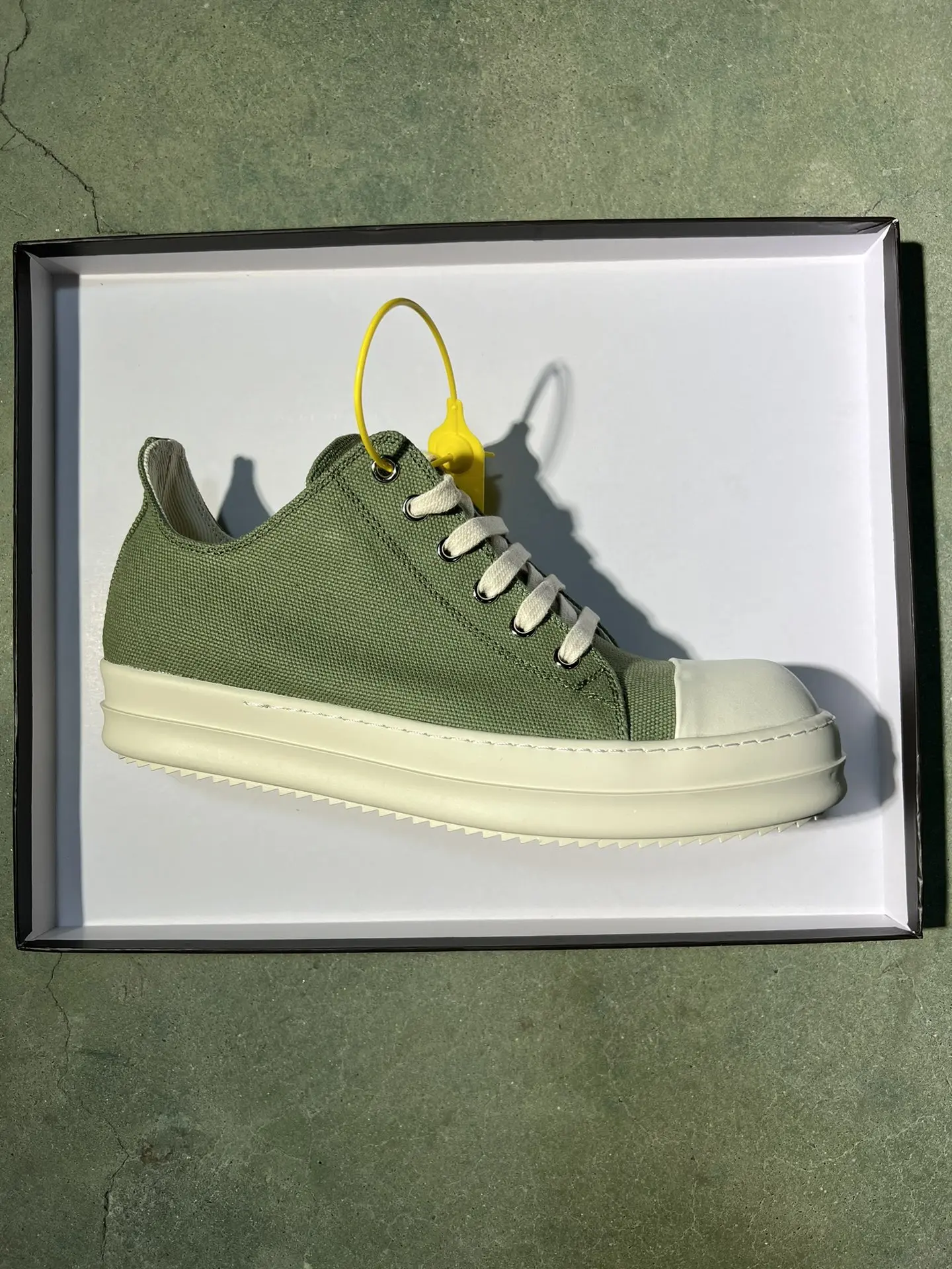 

Ricks Luxury Army Green Canvas Low Top Quality Owens Men Shoe Lace Up Women Sneaker Fashion Casual Owens Design boots & Shoes