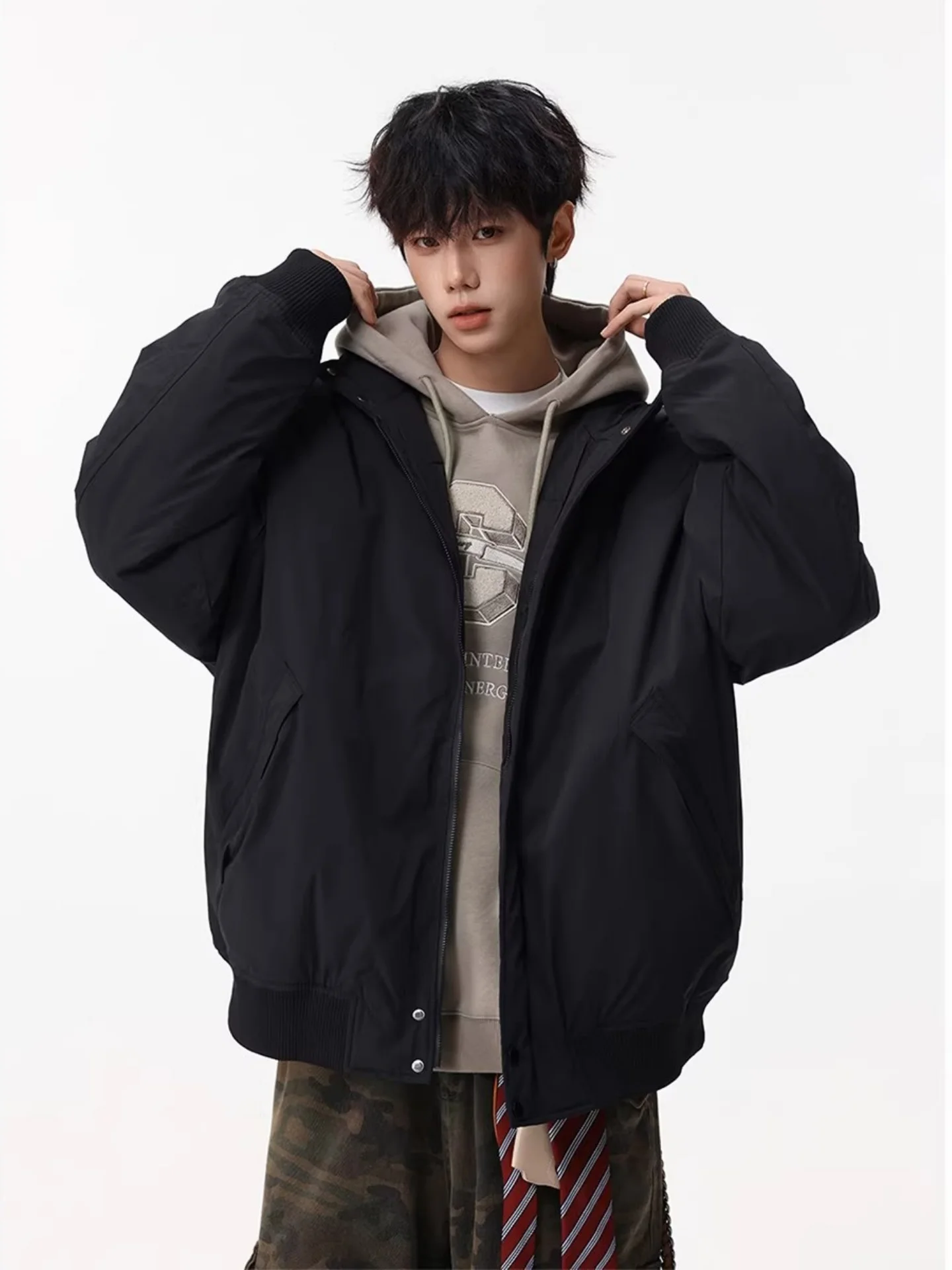 

Мужская зимняя куртка-бомбер свободного кроя в американском стиле, модная брендовая модель с воротником-стойкой, утепленная хлопком, для пар