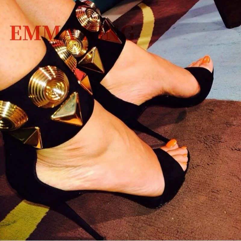 الذهبي برشام معدني الصنادل المسطحة المفتوحة تو الكاحل الأشرطة الصنادل عودة زيبر الصلبة الصيف أحذية الحفلات الراحة صنادل شاطئ مسطحة 44