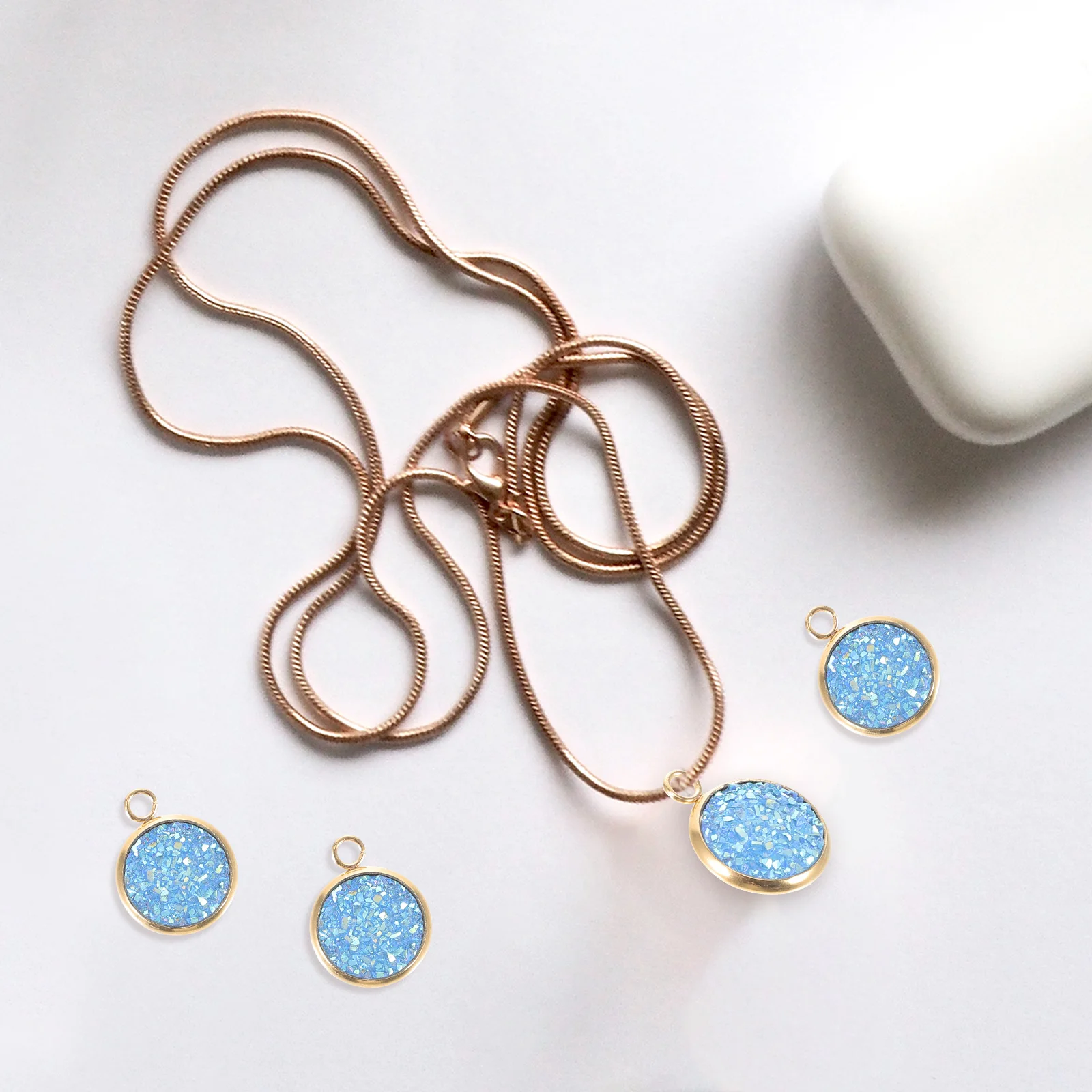 

5pcs Resin Geode Pendant Sky-Blue Double Side Diy Jewelry Accessories For Necklace Bracelet Keychain Craft Creative Hanging