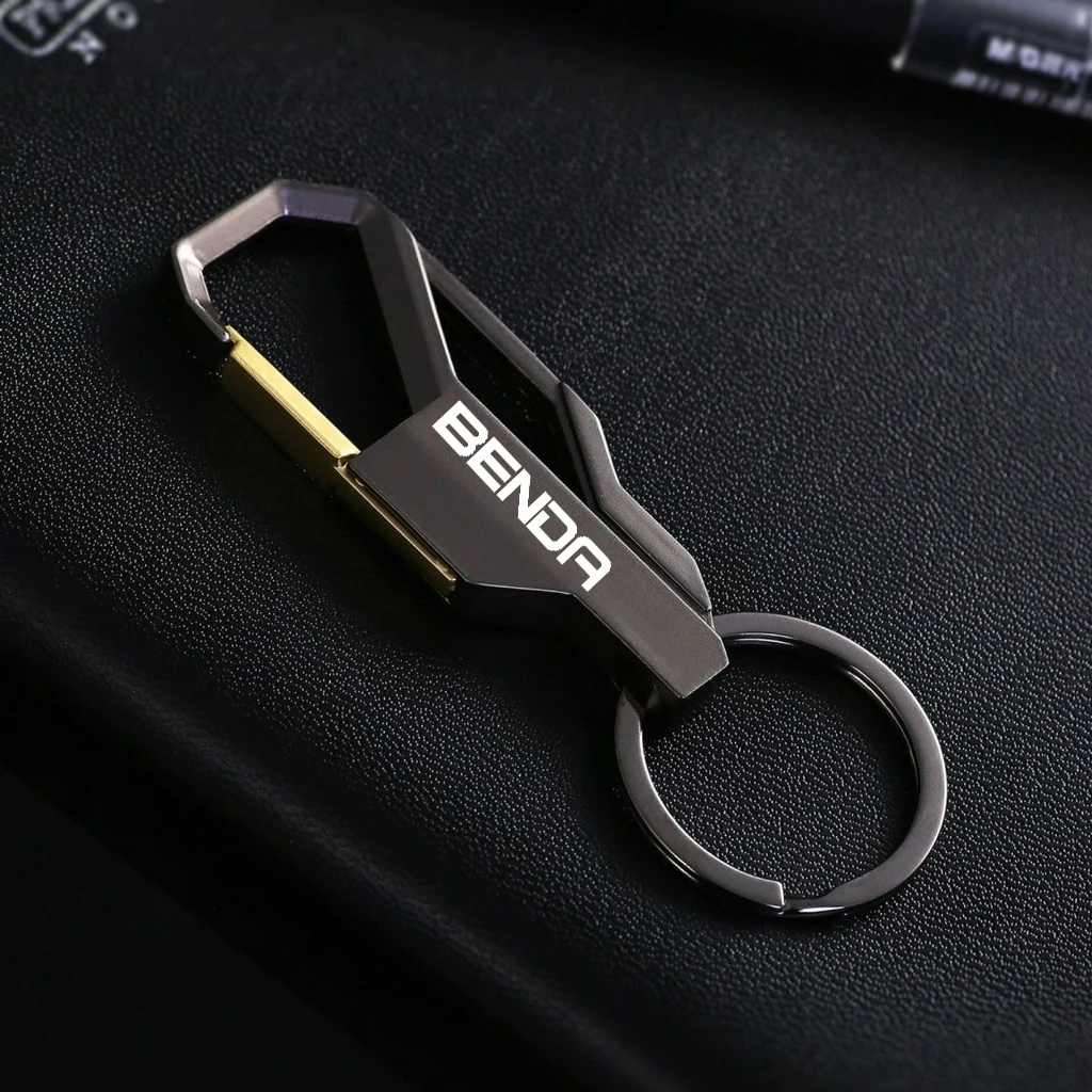 1PCS Motorcycle Metal Keychain Metal Keyring For BENDA 250 500 Chinchilla 300 450 LFS700 LFC700 BD40