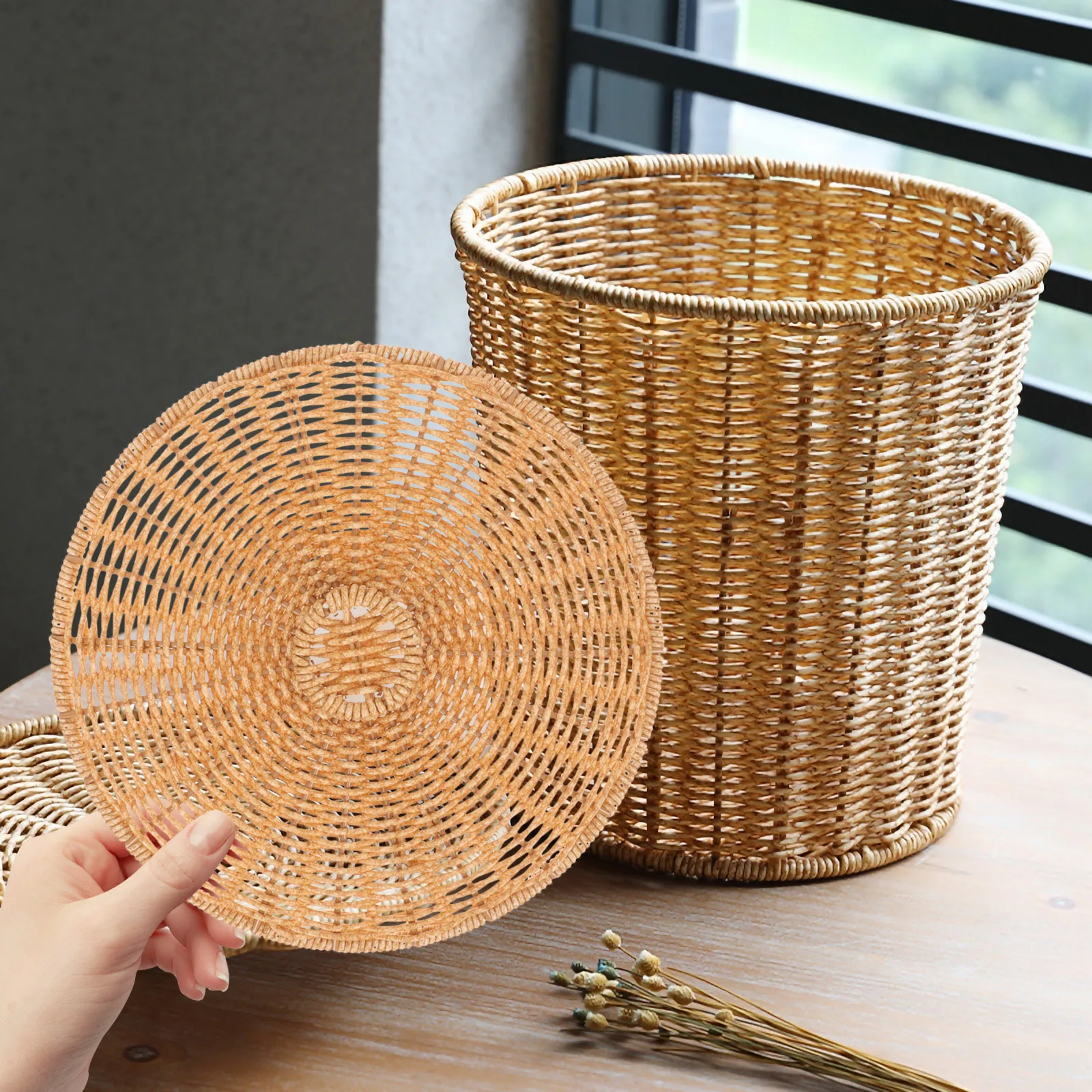 

Wicker Storage Basket Trash Can for Bedroom Brown Office Waste Paper Basket Lid Bathroom Garbage Can Lid PlasticTrashCanLid
