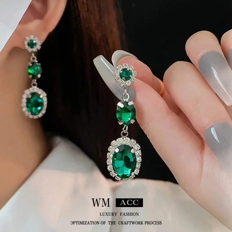 3 Pcs Green Rhinestone French Oval Pendant Necklaces Court Elegant Light Luxury Earrings Silver Needle Jewelry Sets Wholesale