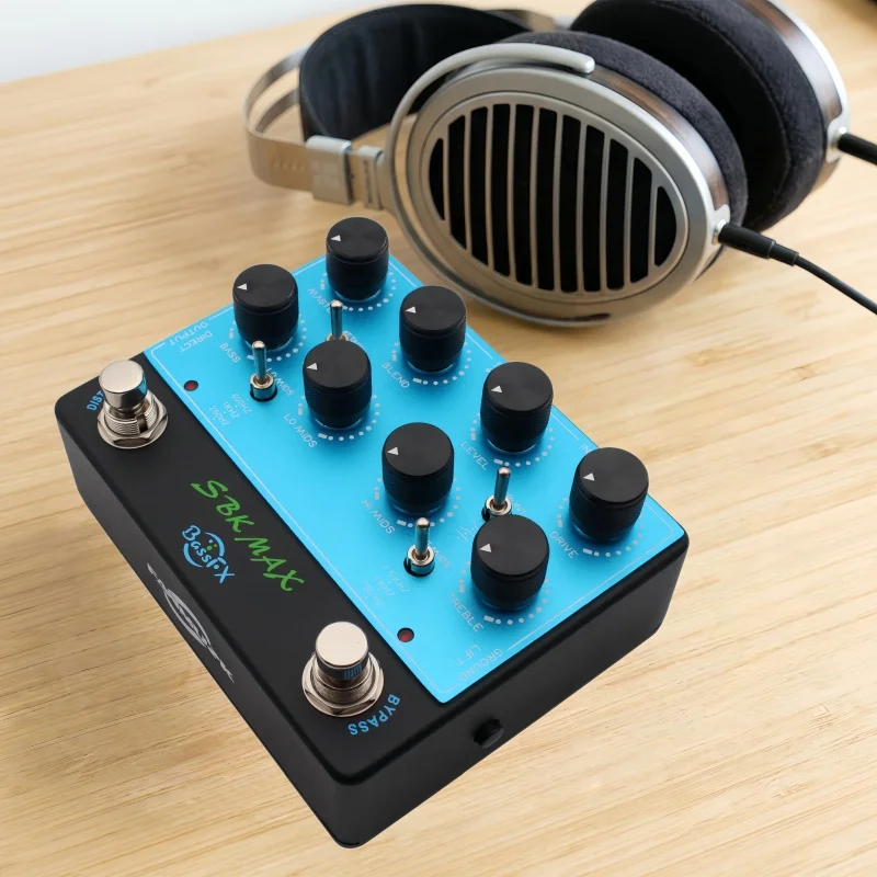 

Fanmuzk SBK MAX Bass Preamp DI Pedal / Speaker Sim XLR Direct Output Distortion, 4-Band EQ, Volume Boost Compact Preamp for Bass