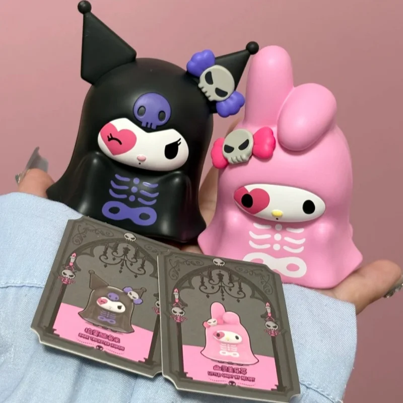 Genuino Sanrio Famiglia Halloween Mischief Night Series Scatola cieca fatta a mano Giada Guigou Ornamento in PVC Giocattoli regalo di Halloween