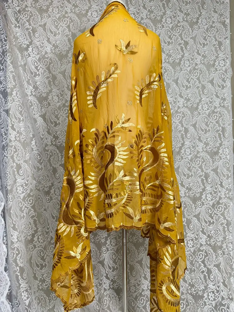 

Wholesale 2mx1m Floral Ethnic Lace Scarves Factory Price Cheap African Chiffon Hijab Scarfs Colorful Muslims' New Ethnic Shawls"