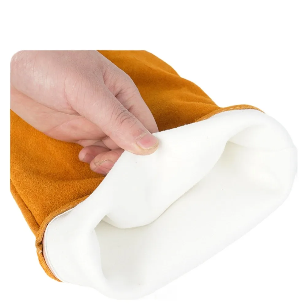 Long Sleeve Cowhide Leather Welding Gloves 60cm for Reliable Protection Against Sparks Flames and Thermal Radiation Hazards