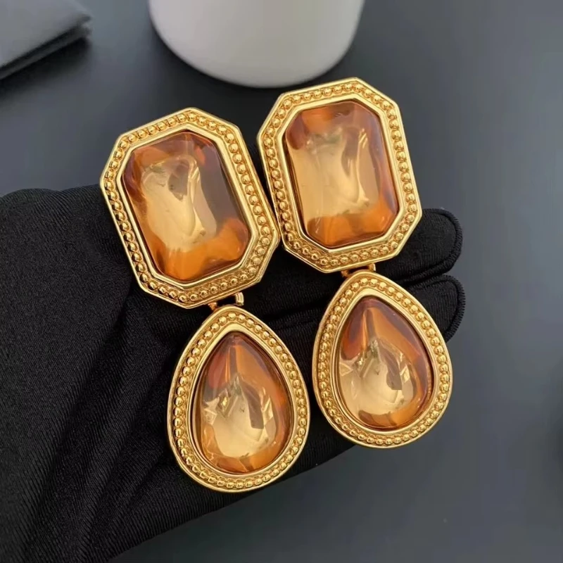 

Европейский дизайнерский геометрический кристалл, золотые большие серьги-клипсы для ушей, женские ювелирные изделия высшего качества, тренд