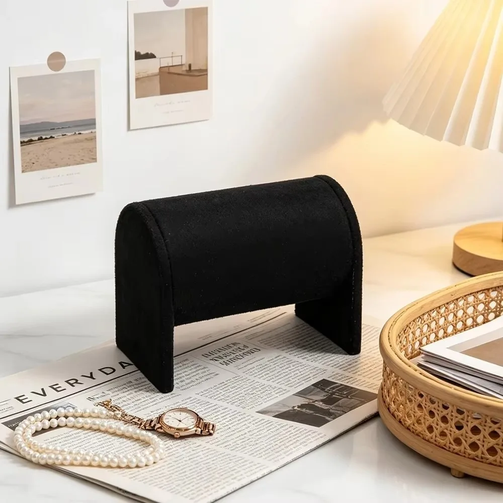Small Pillow Shape Jewelry Display Stand Flannel Sponge Core Bracelet Display Pillow Counter Display Leather Headband