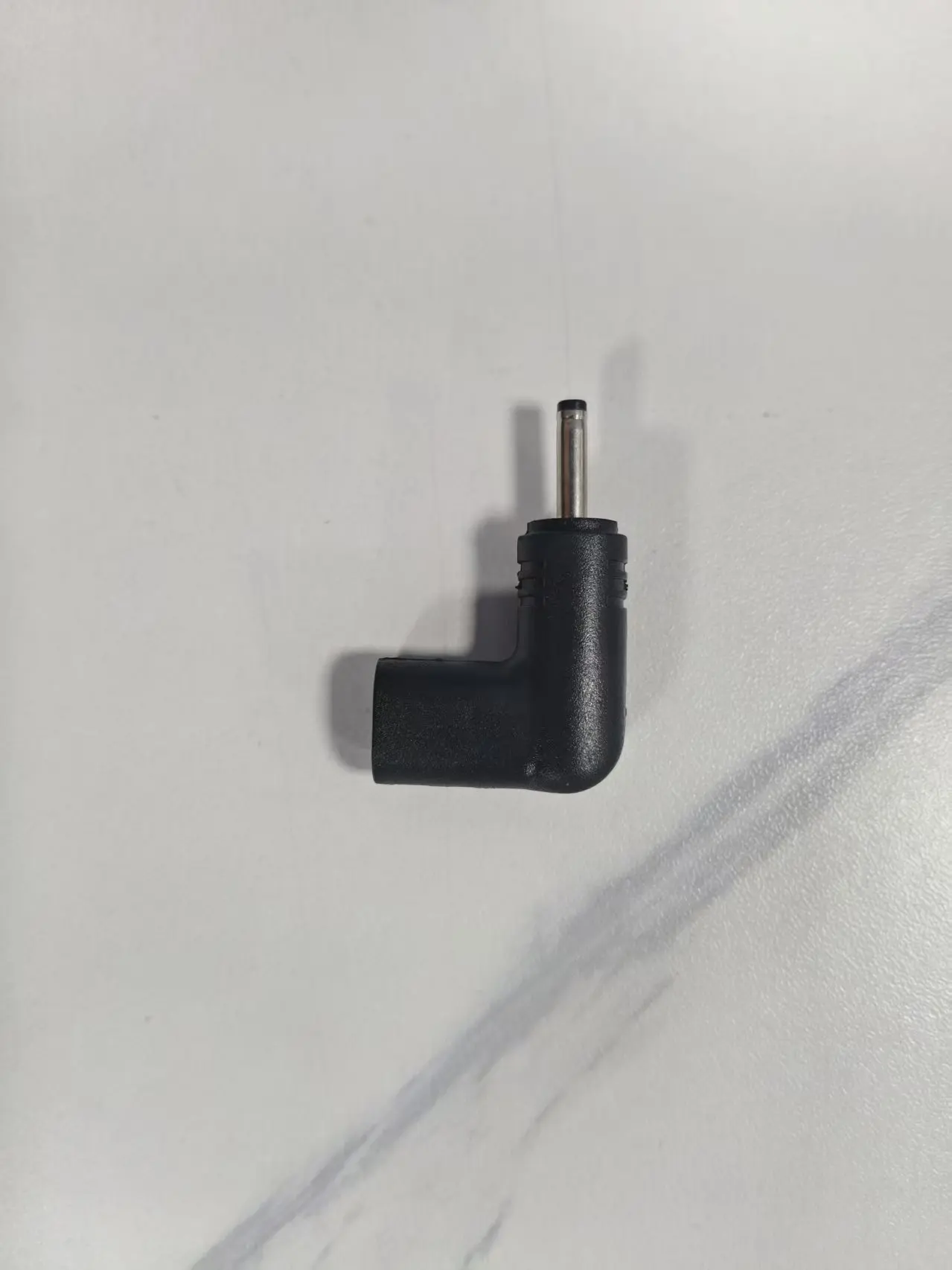 Type‑C Female to DC Male Right Angle Adapter, 5V DC Barrel Plug Converter for Camera, Router, Fan and Small Electronics