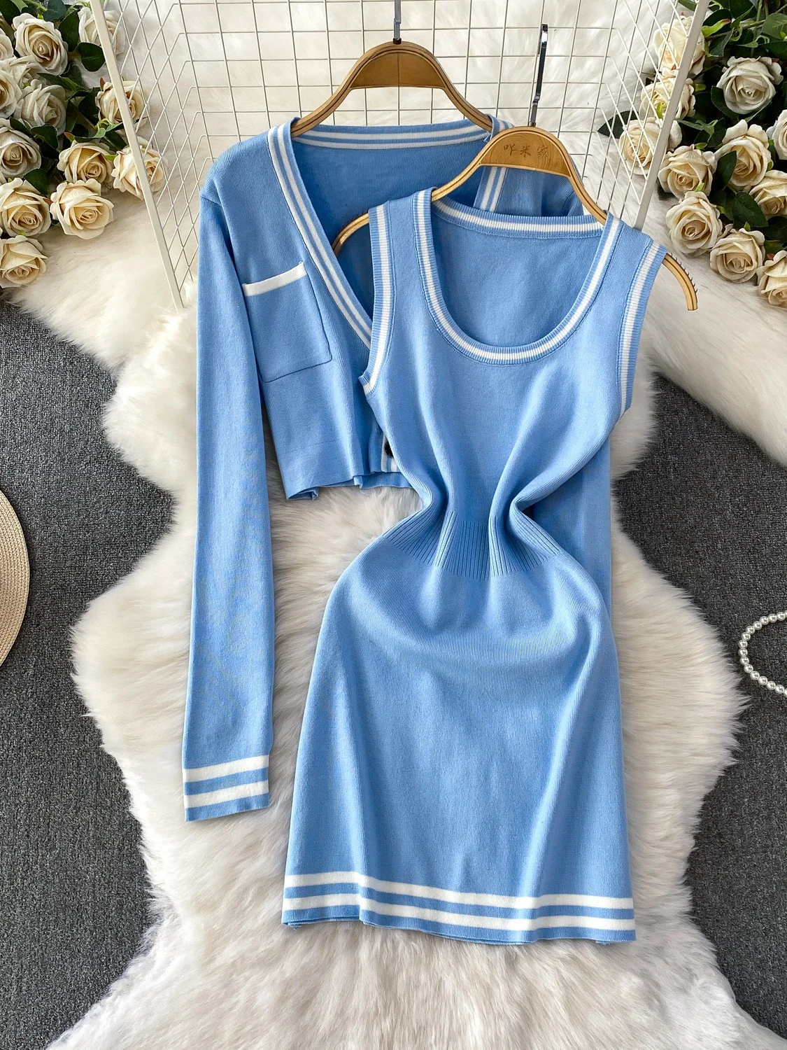 Setelan Dua Potong Rajutan Musim Gugur Musim Dingin, Mantel Kerah V dan Atasan Kerah U, Warna Modis, Pinggang Tinggi, Slim Fit