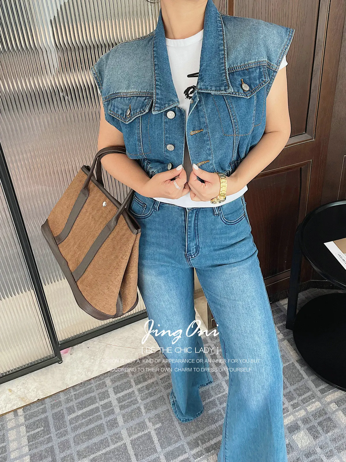Denim Vest Waistcoat Jacket Tops Y2K Clothing 2025 Woman Spring Summer Trend Korean Style Elegant Outerwears Luxury Cropped New