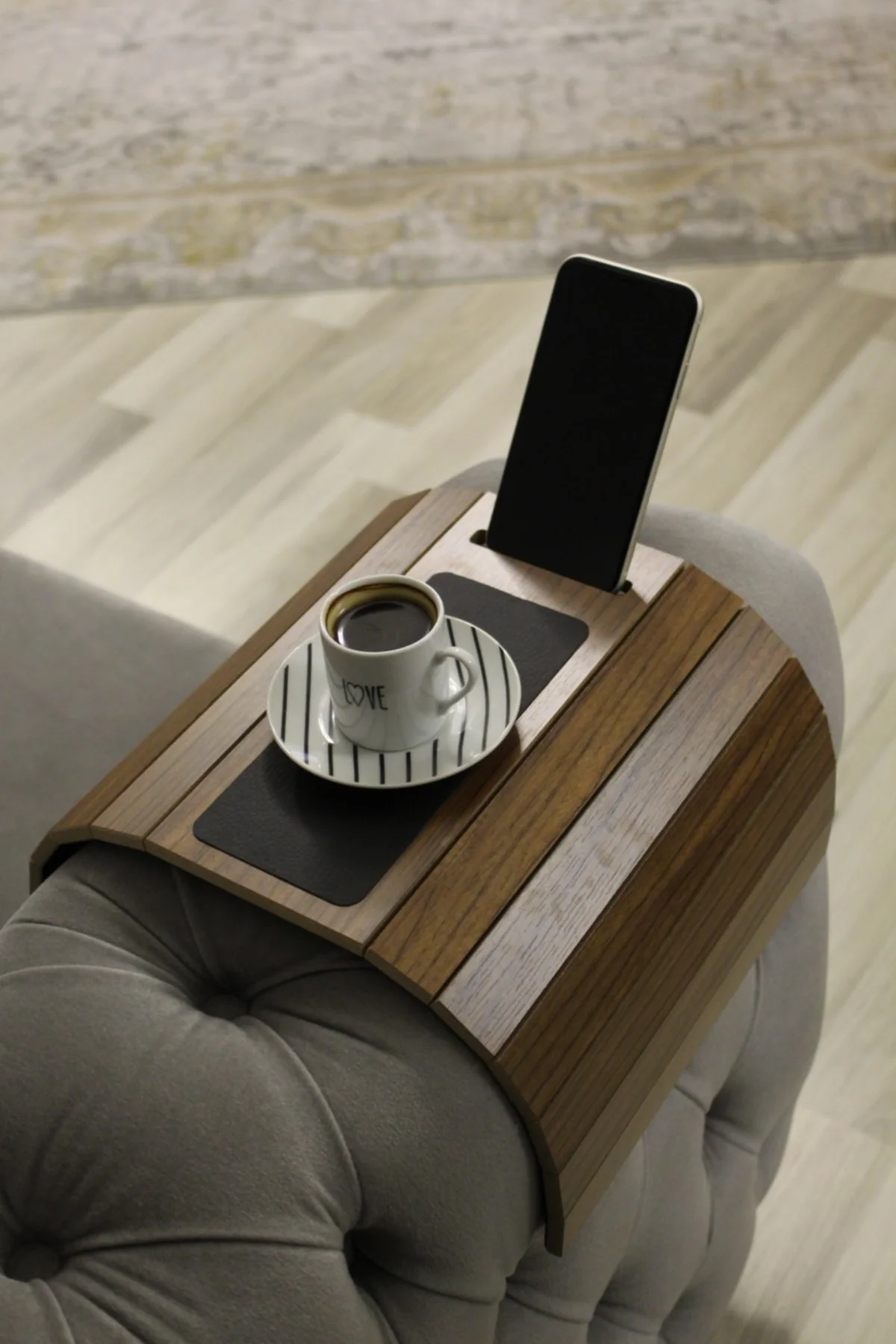 Sofa Tray Side Table Leather Base Phone Holder Anti-Slip Practical Couch Armrest Stand Non-Slip Folding Comfort Design