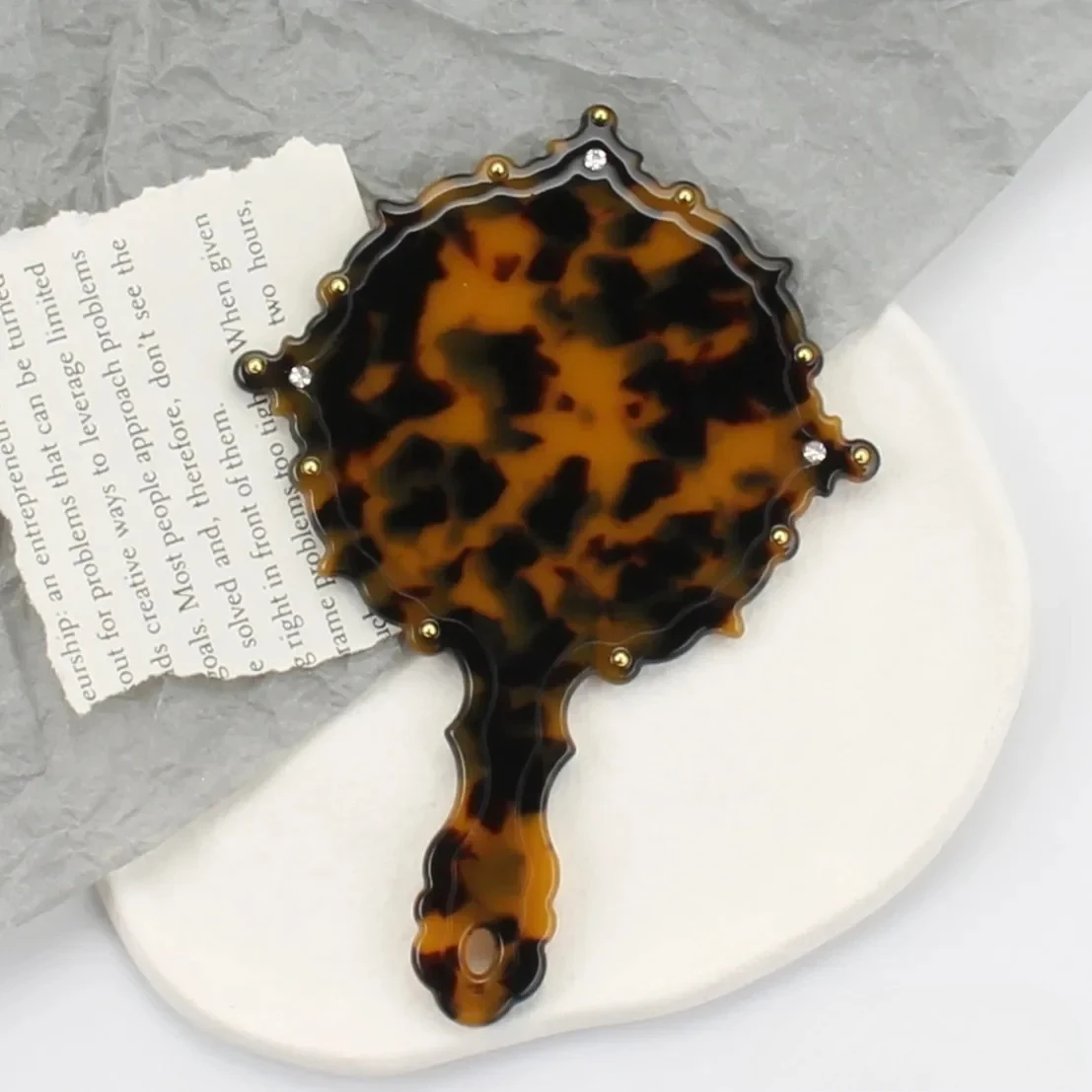 Specchio con manico portatile da 1 pezzo con delicato motivo in acetato, specchio per trucco portatile con intarsio di diamanti, accessorio per specchio portatile