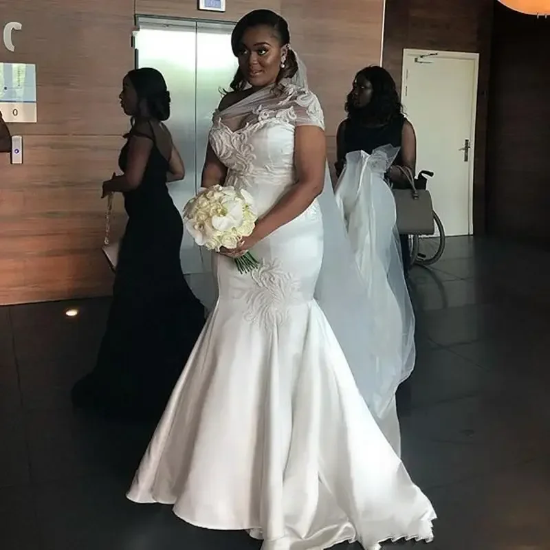 Customized Newest Off The Shoulder Black Woman Mermaid Wedding Dresses With Sweep Train Satin African Bridal Gowns