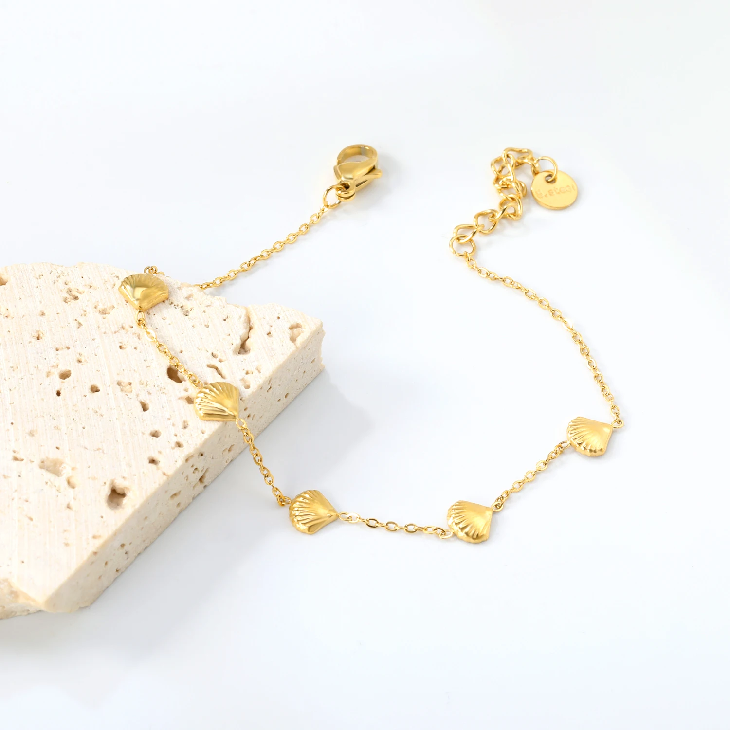 LUXUKISSKIDS Ocean Shell Shape Charm Waterproof Bracelet Gold Plated Simple Fashion Small Pendant Steel Hand Wrist Girls Jewelry