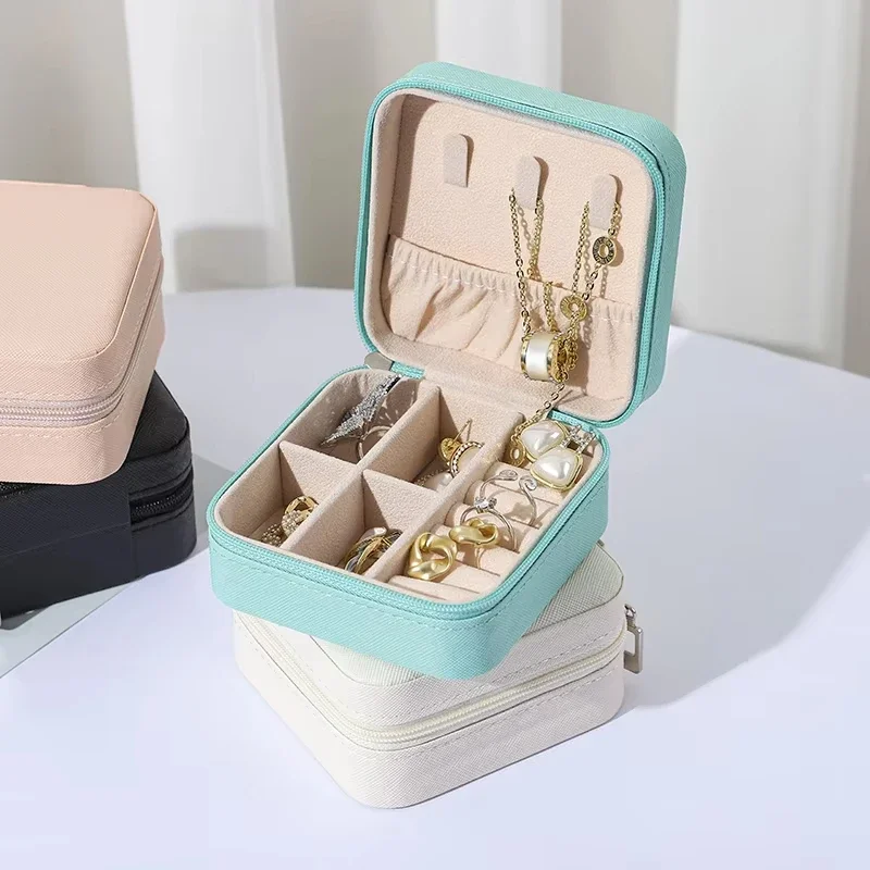 Portable palm jewelry box lady ring earrings necklace mini jewelry box simple travel jewelry box