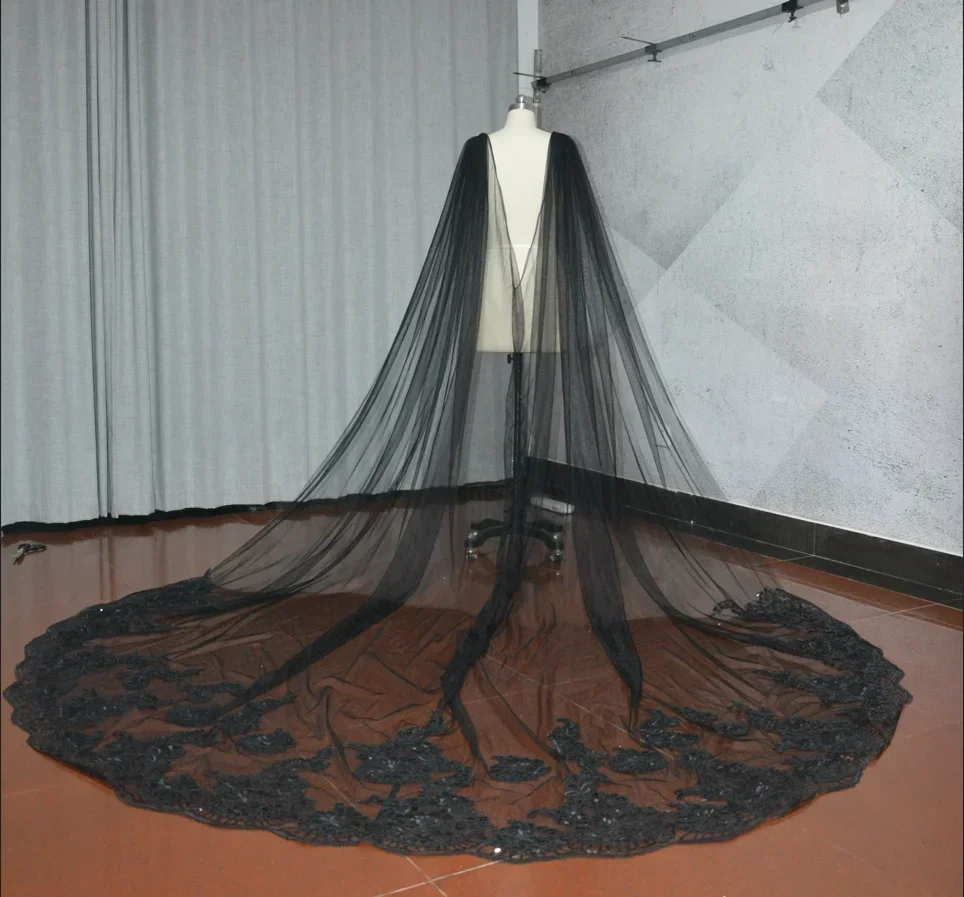 

A 3.5-meter-long bridal veil with one layer of wedding veil and comb, white, ivory, black wedding accessories