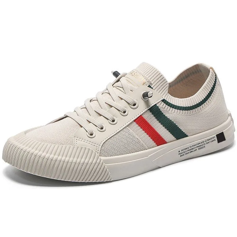 Large-sized Men Canvas Shoes Soft-soled Breathable Sneakers Outdoor Anti-slip Low-top Walking Shoes Student Casual Sports Shoes