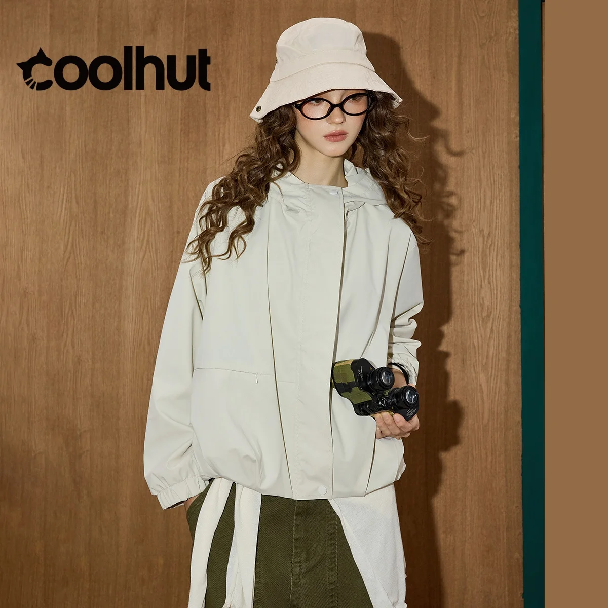 

COOLHUT Women's 2025 American Style Hooded Cocoon Hem Casual Streetwear Tech Loose Fit Sporty Trendy Fall Jacket Outerwear