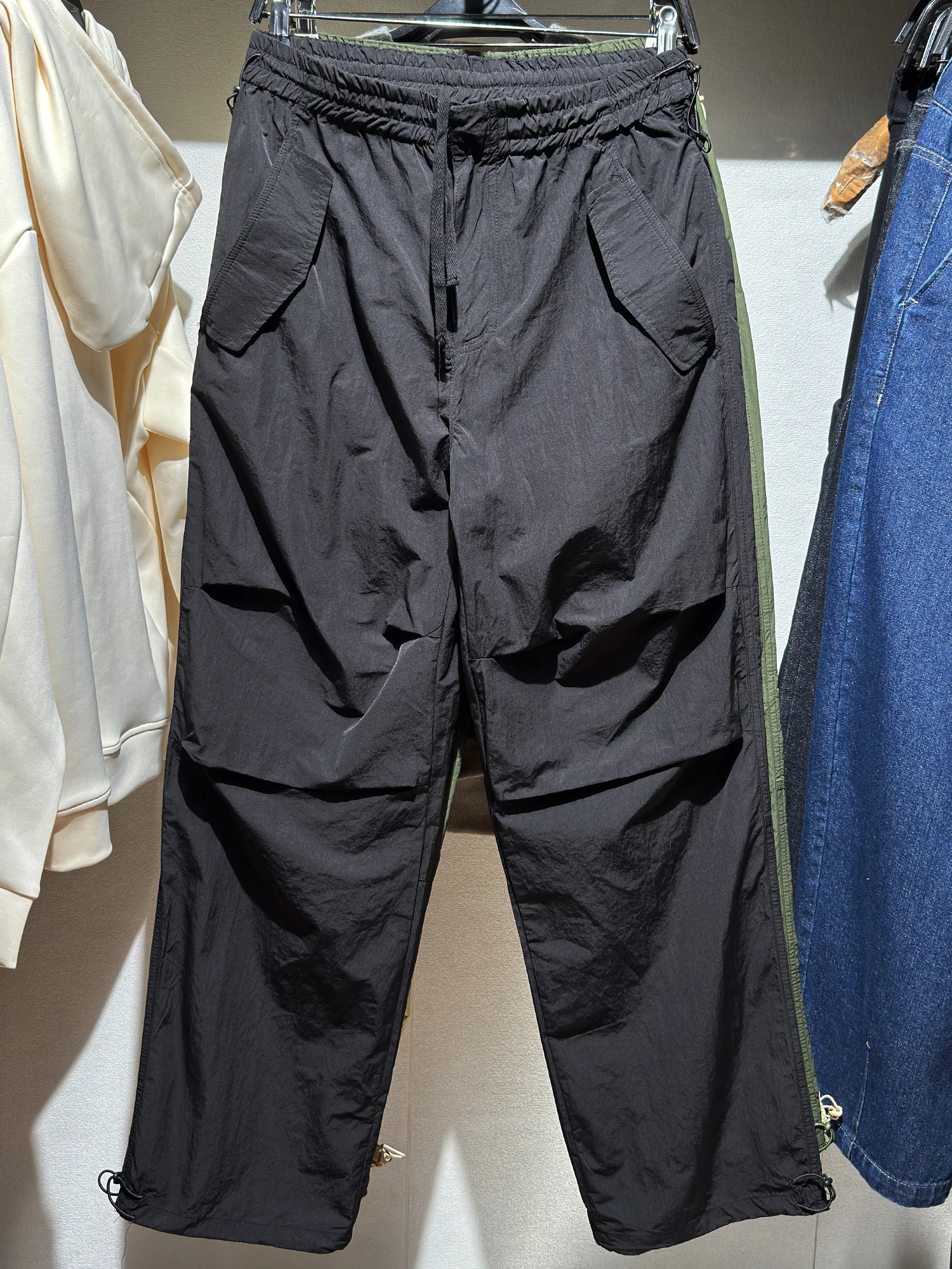 

Мужские повседневные свободные легкие брюки из технологичной ткани для весны и лета, молодежный активный стиль, цветные