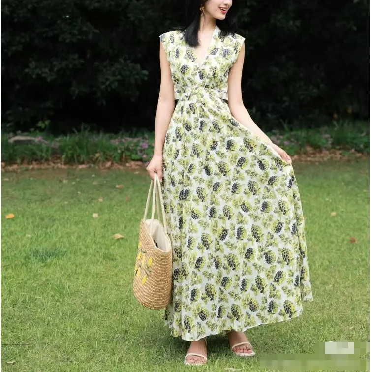 2025 صيف جديد! فستان أصفر للشمس على طراز المنتجع - طباعة بيري، فتحة خصر، بدون أكمام، نهاية عالية
