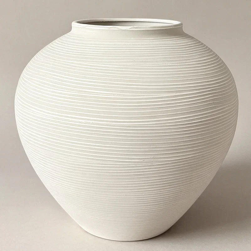 Creamy White Matte Ribbed Wrought Iron Vase for Dried Floral Arrangement Living Room Desktop Wedding Table Home Decor Ornament