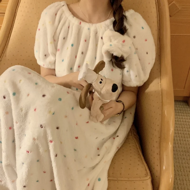 

Flannel Soft Sleepwar Polka Dot Nightgown Sweet Round Collar Home Wear Women Nightshirt Winter Home Dressing Gown Lingerie