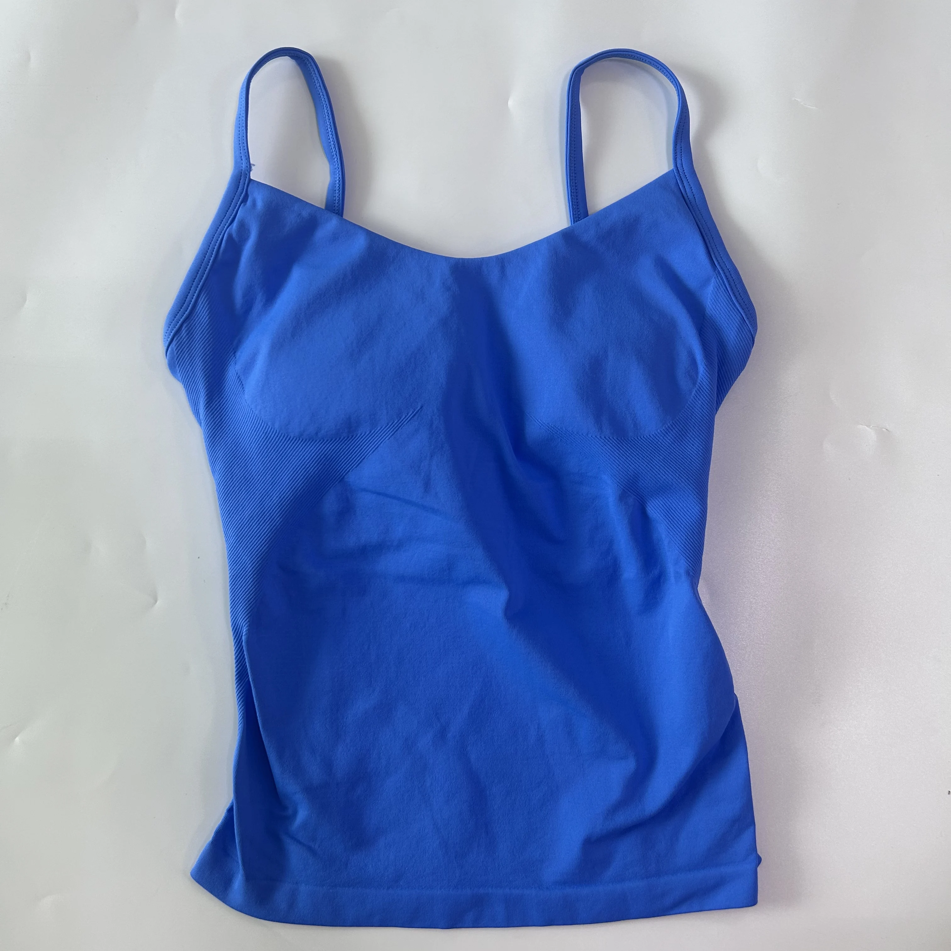Pericic Damen-Top mit Rundhalsausschnitt, nahtloses, langes Sport-Top, Fitness- und Yoga-Oberteil mit integrierten BH-Einlagen, Lauf- und Trainingskleidung, Tanktop. – Detail 7