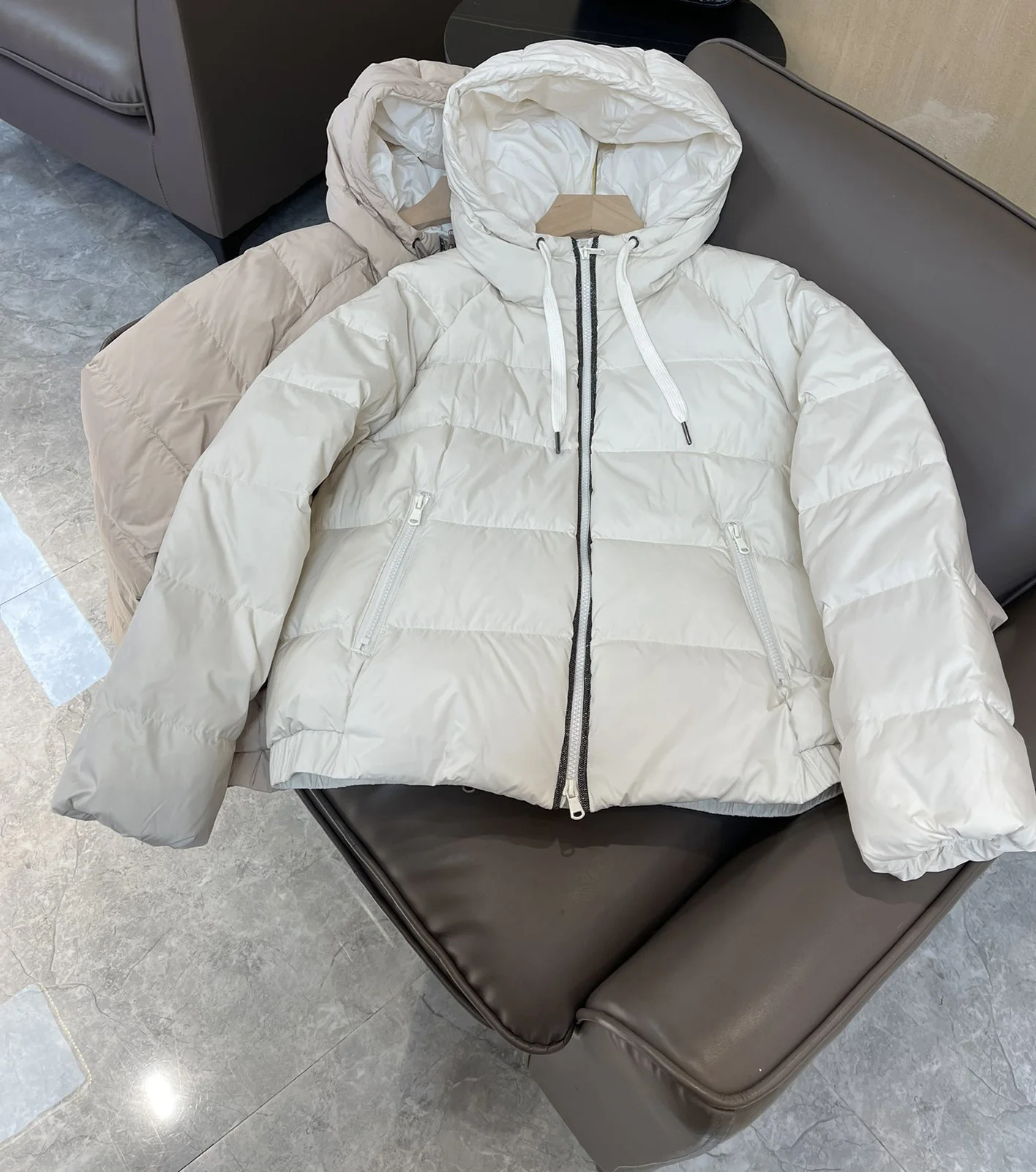 

Women's Clothing Temperament lightweight down jacket Winter New 02