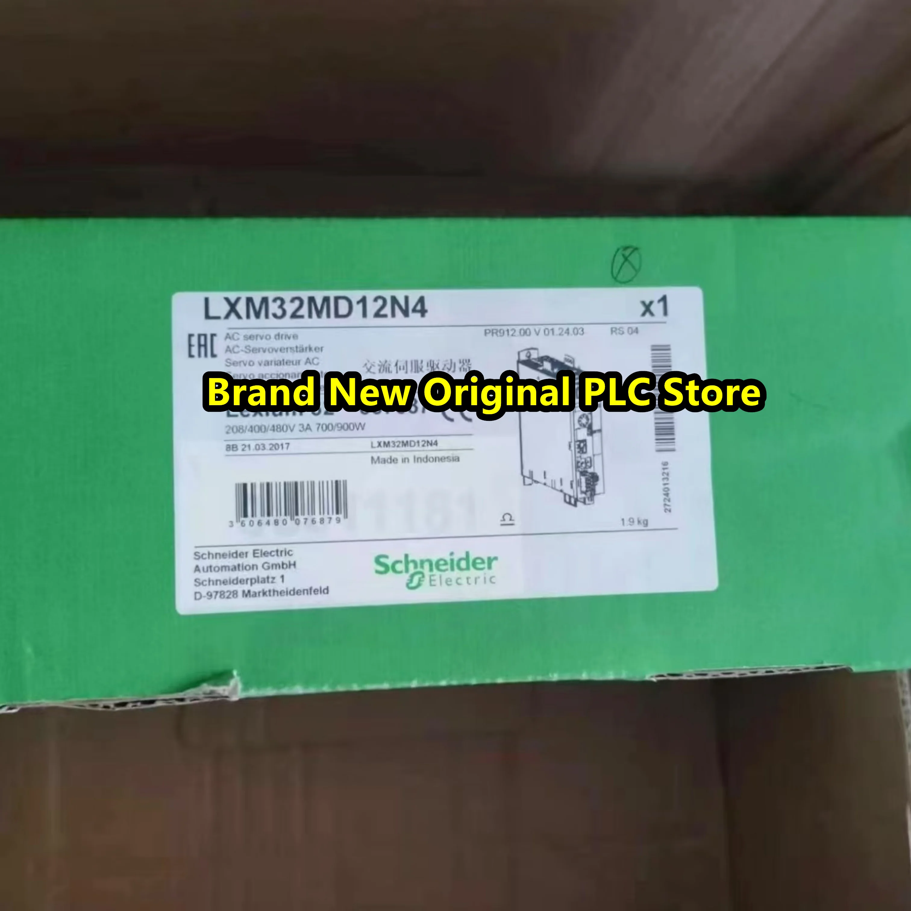 

LXM32MD12N4 новый Оригинал
