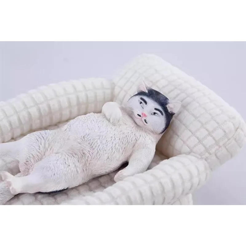 Pre-sale JXK 1/6 Scale Resin Cute Animals Model Waste Cat with Sofa Newspaper Lying Position Simulated Animal Desktop Ornament