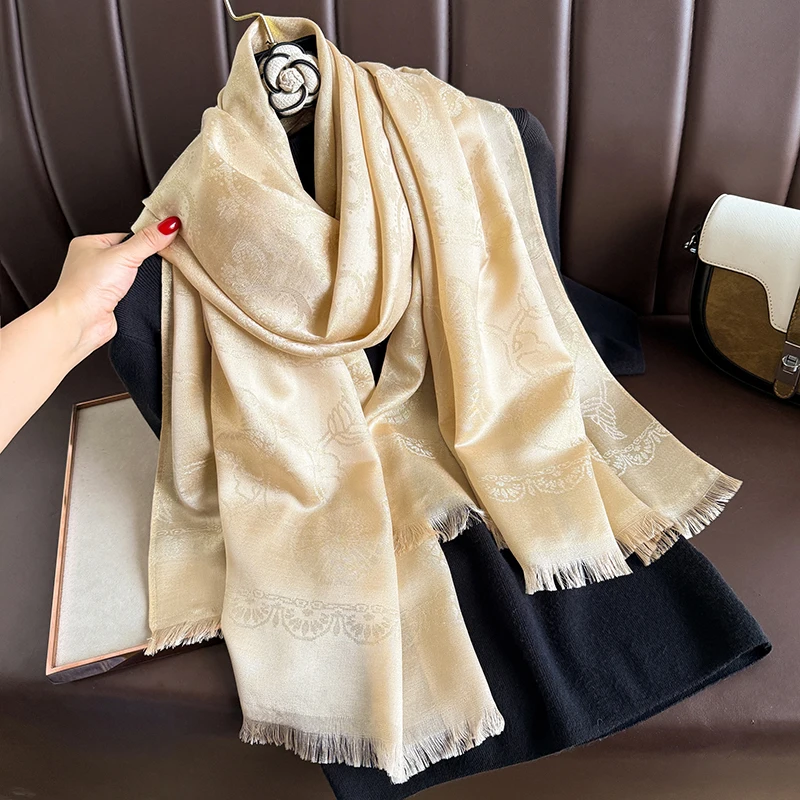 

Bohemia Pashmina Hijab Scarf Muslim Women Paisley Scarf Cashmere Shawls Tassel Hijab Jacquard Autumn Scarves Foulard Bufanda