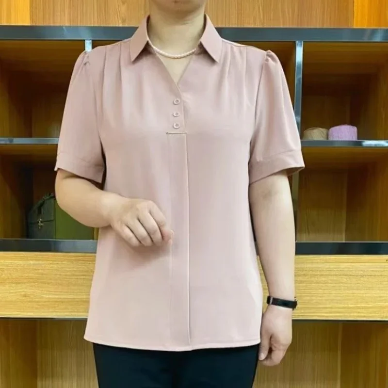 Chemise d'été haut de gamme pour mère d'âge moyen, nouvelle chemise à manches courtes, couleur unie, à la mode, 40 à 50 ans, haut tendance