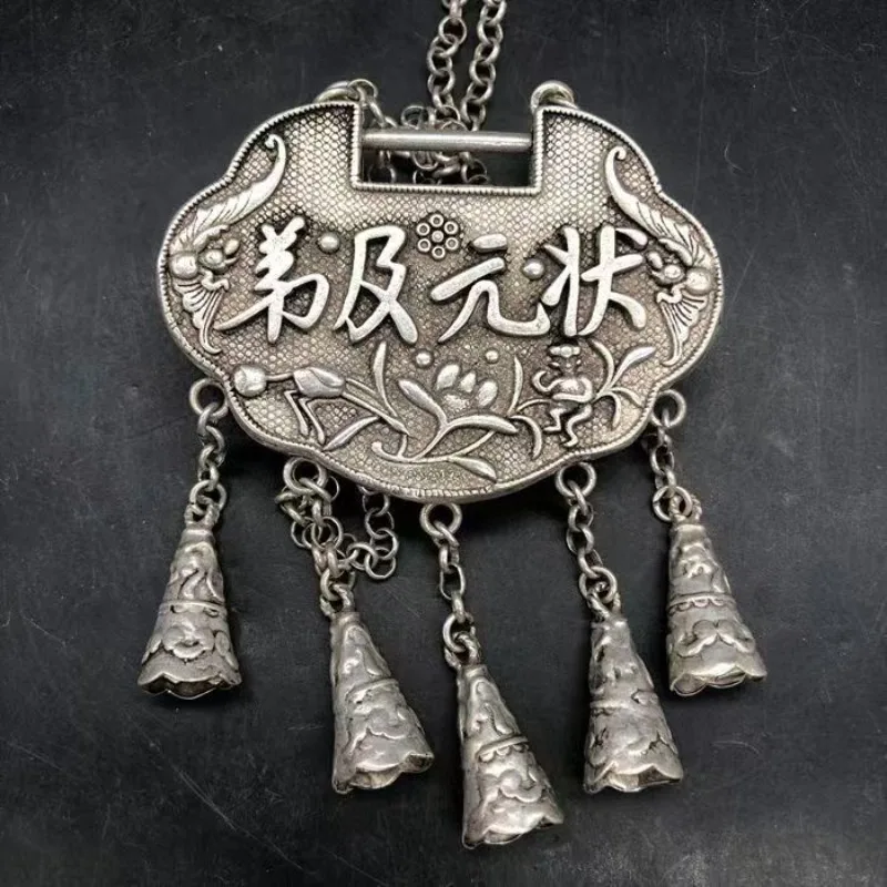 

Tibetan silver classic hot selling handmade Kirin lock as a holiday party gift for family members