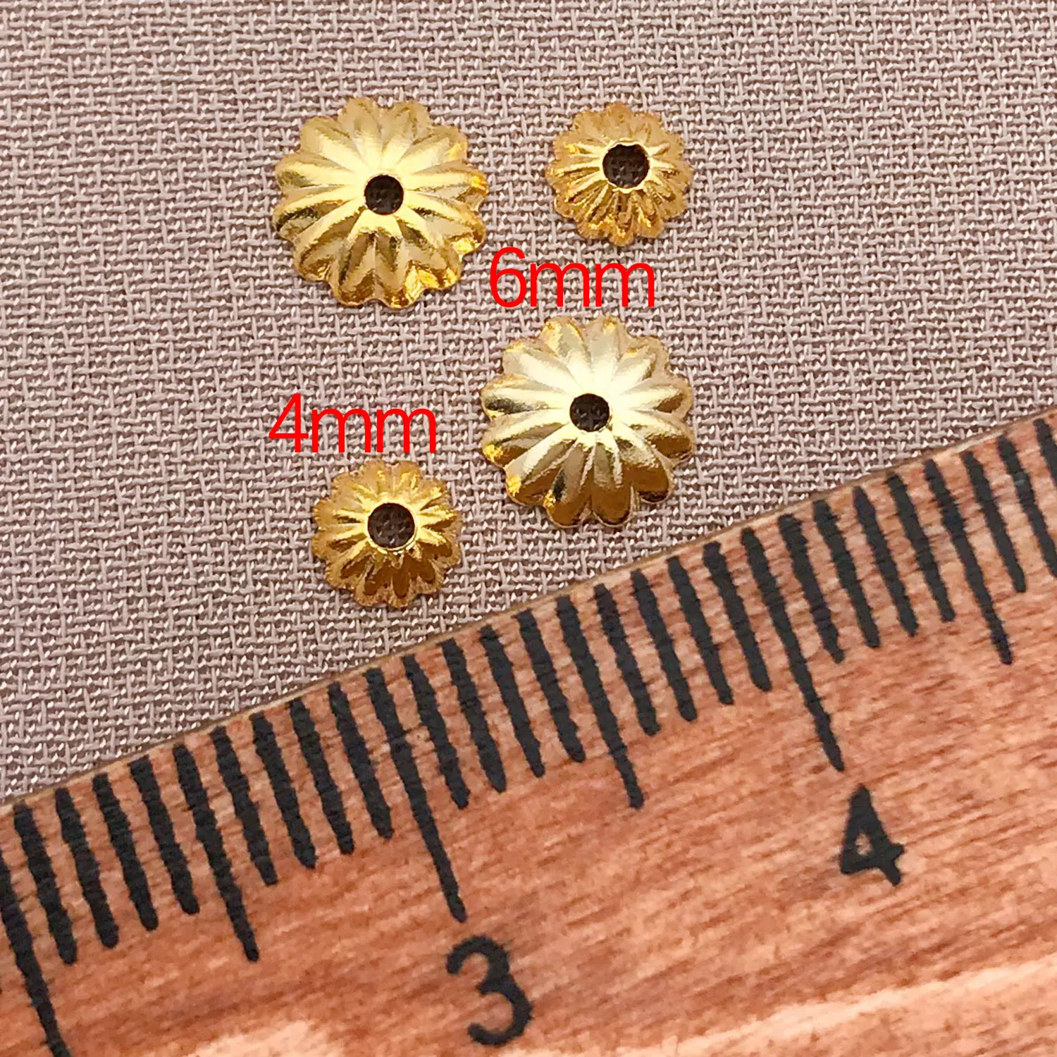 50 piezas de cuentas espaciado - Bead Cap Flower reseña y precio