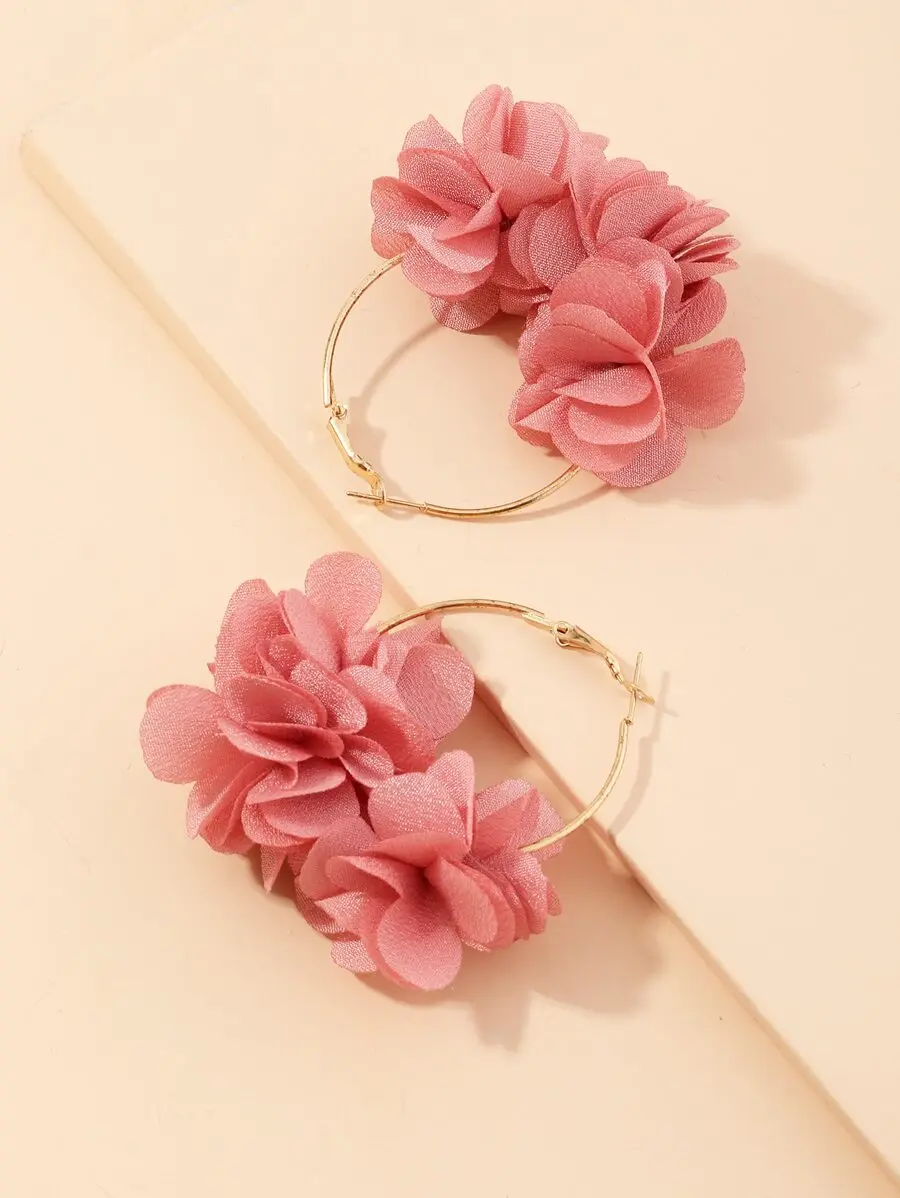 Pendientes de aro en tono dorado con diseño floral transparente en rosa rubor – Regalo elegante para San Valentín, Día de la Madre, fiestas