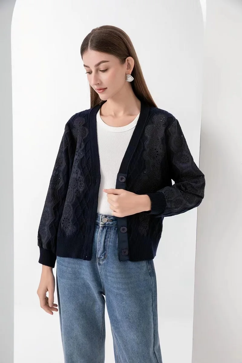 Nuevo 2025 primavera moda cárdigan chaquetas de alta calidad tejido mujeres con cuello en V ahueca hacia fuera bordado manga larga Beige azul abrigos