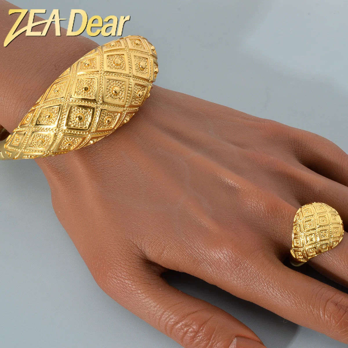 

ZEADear Jewelry Dubai Gold Color Bangle Ring 2 Pcs 18K Gold Plated Geometry Large Ring Bracelet For Wedding Gift For Bridal