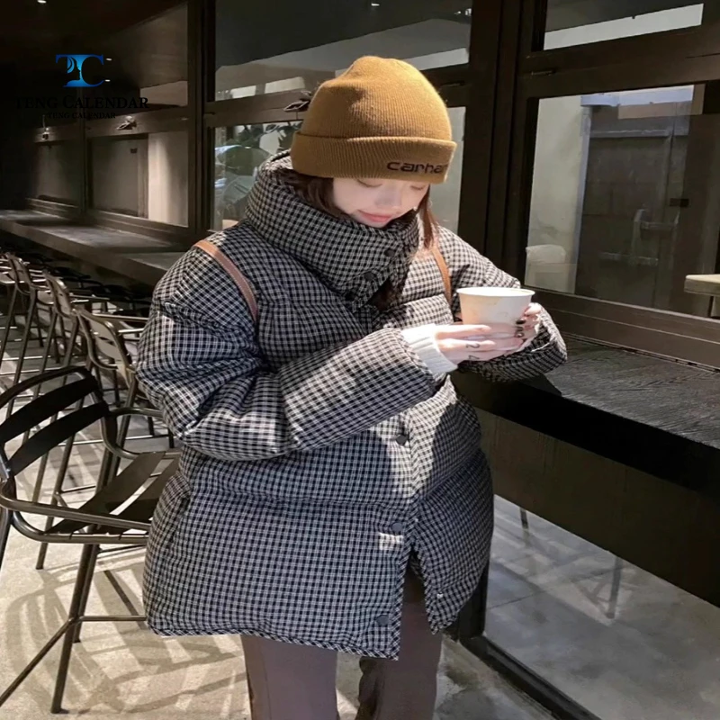 سترة عصرية من القطن والقطن، مصممة بملمس مربع، سترة دافئة صغيرة وسميكة، طراز جديد لشتاء 2025 للسيدات #6