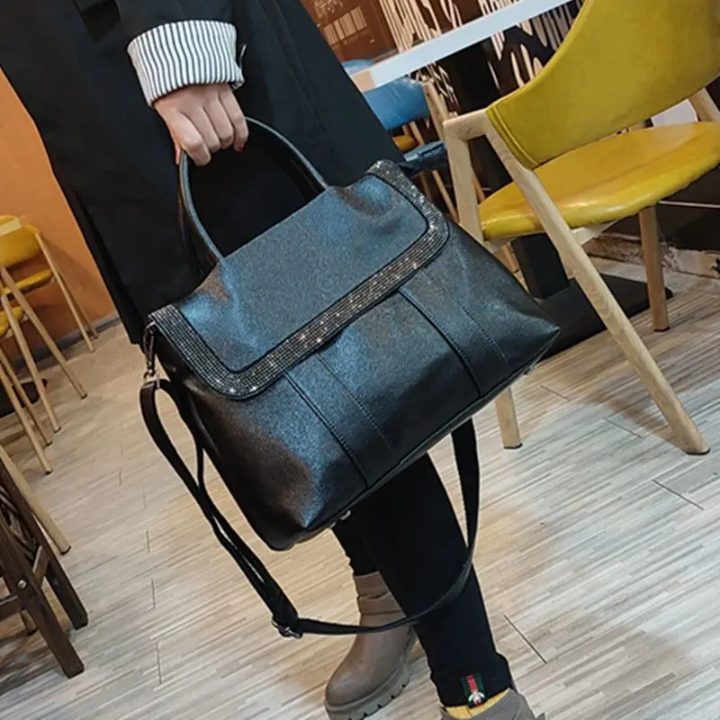 

High-quality Leather Studded With Diamonds, Large-capacity Portable Briefcase, Temperament, Fashion Trend, Women's Postman Bag