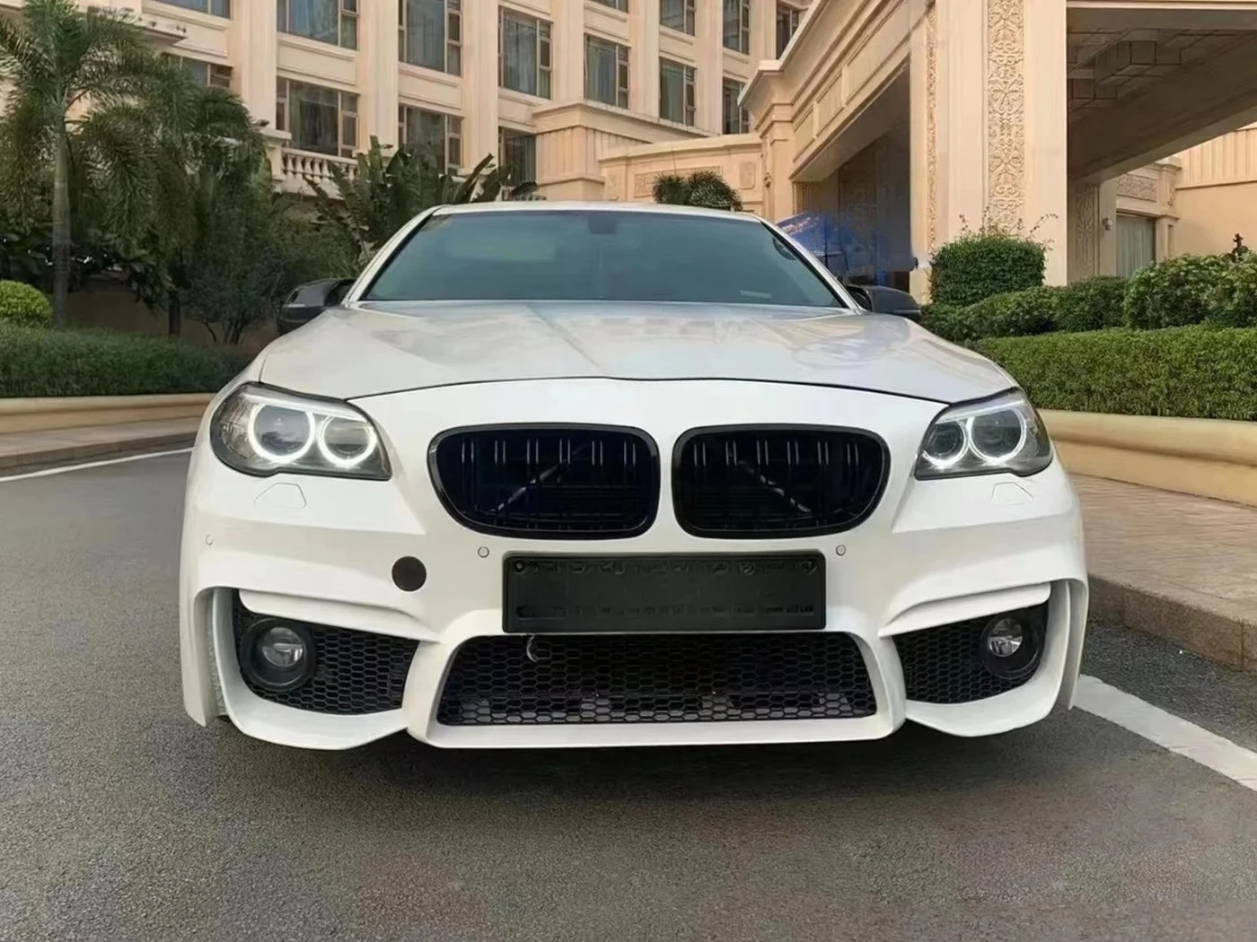 For 5 Series F10 F18 2010-2017 Upgrade to M4 Style Hot Factory Prices Body Kit with Front Bumper Rear Bumper Side Skirts